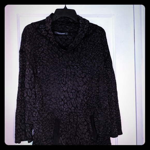 Ellen Tracy sparkle leopard print turtleneck - Picture 3 of 6
